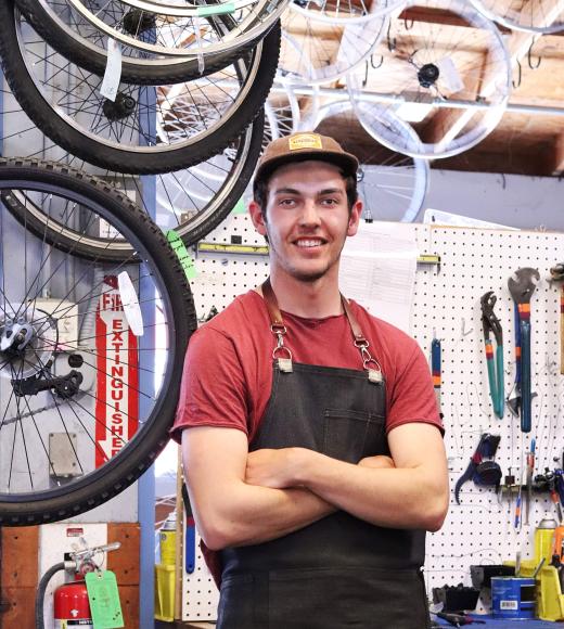 Sasha Bakhter Mechanic Photo